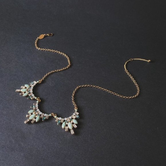 Art Deco Blue Rhinestone Gold Statement Necklace - Picture 5 of 9